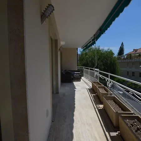 Di Fronte La Chiesa Russa Lejlighed Sanremo